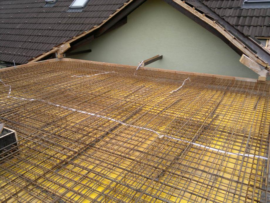 Zbourání staré a stavba nové garáže – foto 32