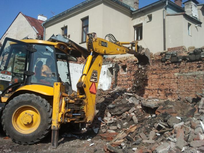 Rekonstrukce domu s přístavbou nové části – foto 14