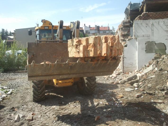 Rekonstrukce domu s přístavbou nové části – foto 18