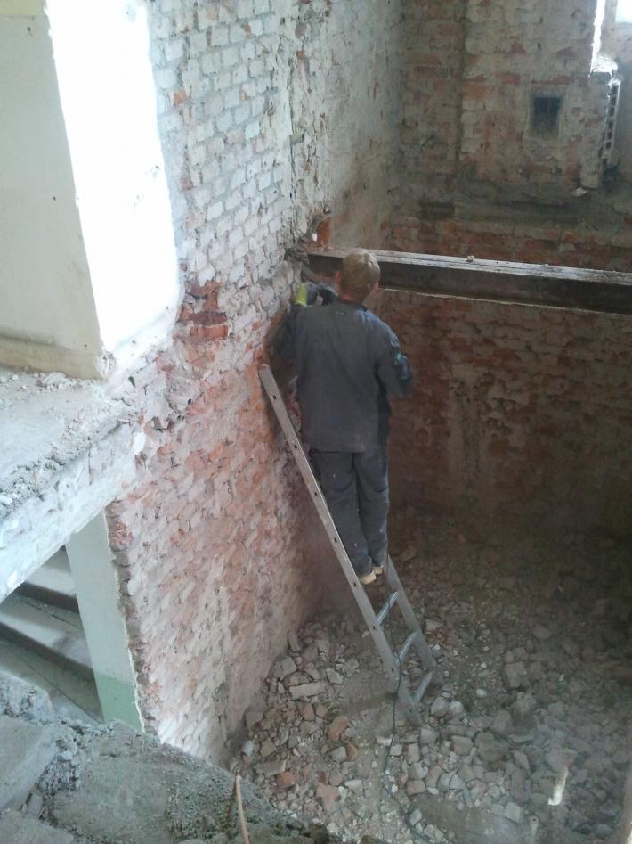 Rekonstrukce domu s přístavbou nové části – foto 32