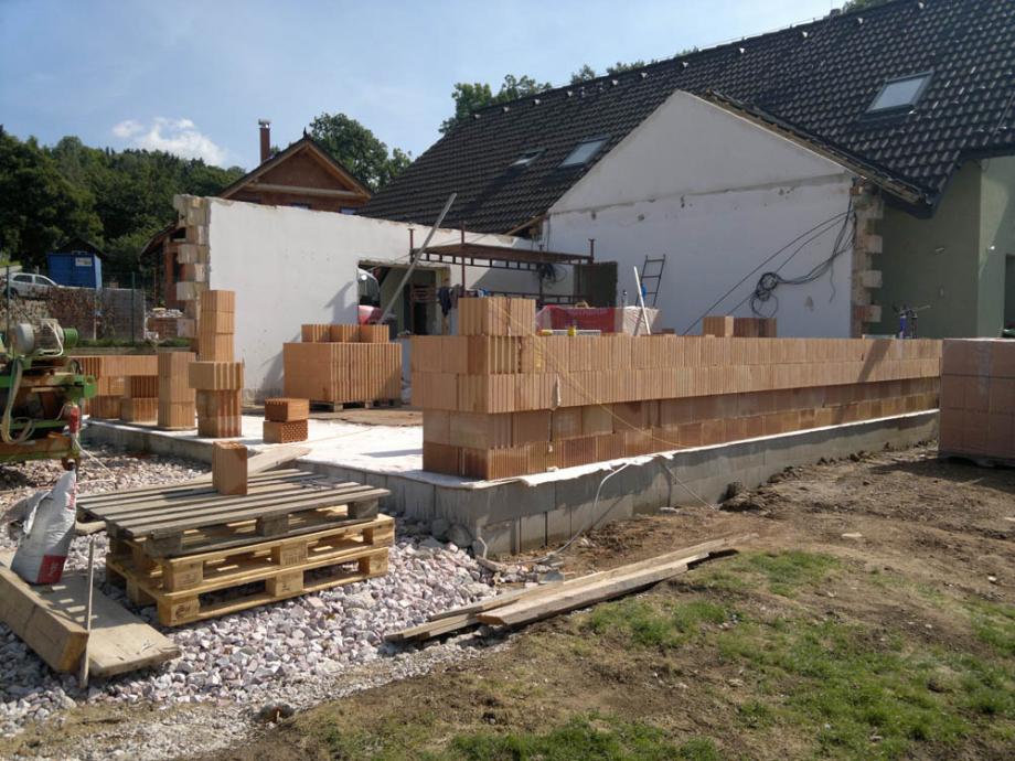 Zbourání staré a stavba nové garáže – foto 25