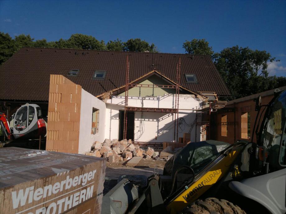 Zbourání staré a stavba nové garáže – foto 26
