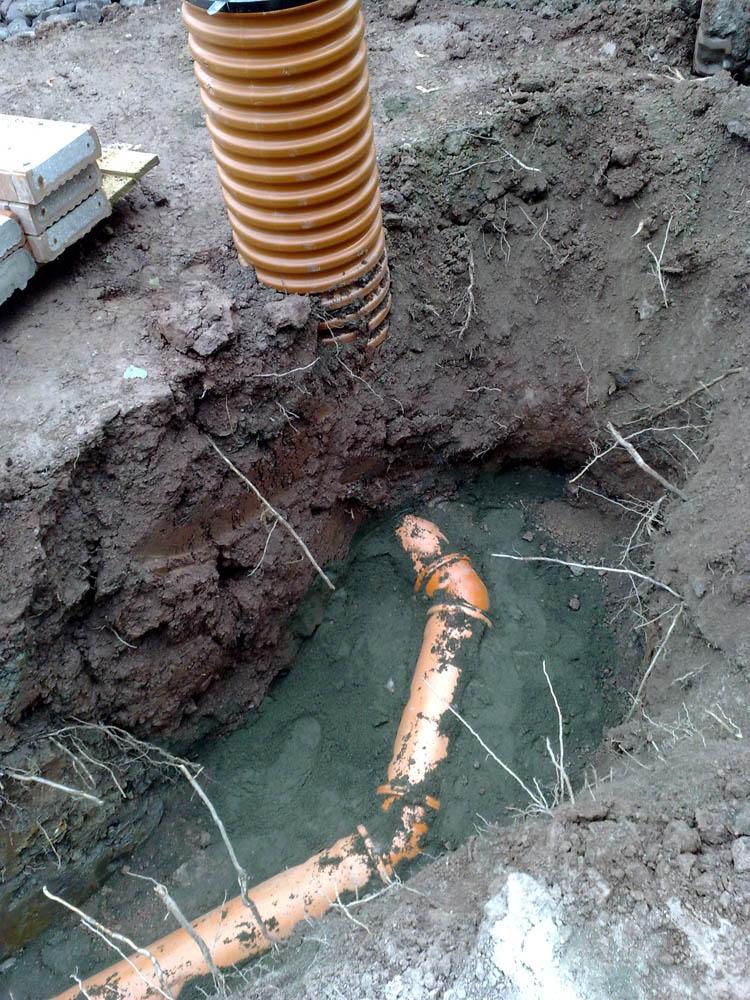 Základová deska a ležatá kanalizace – foto 9