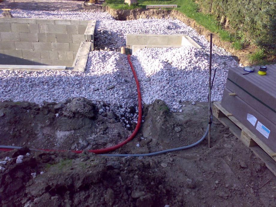 Stavba bazénu – foto 11