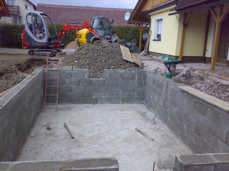 Stavba bazénu – foto 10