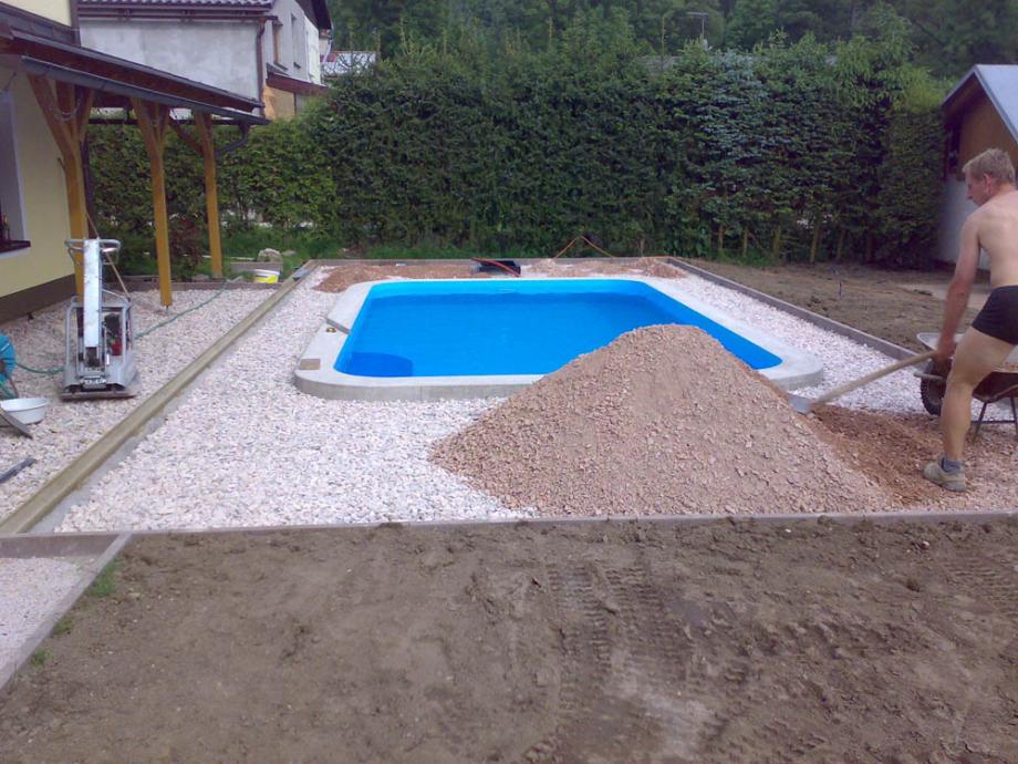 Stavba bazénu – foto 23