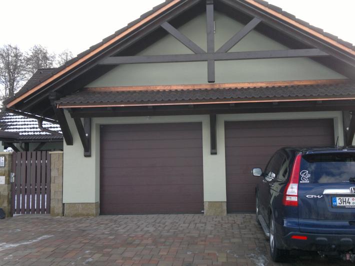 Zbourání staré a stavba nové garáže – foto 75